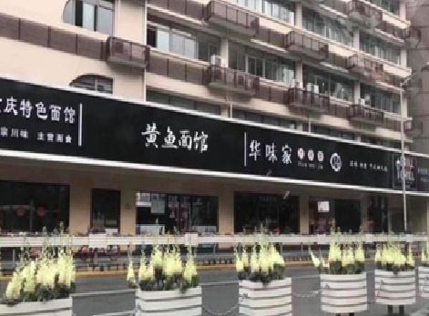 洛南政府为什么要统一规划店铺招牌？
